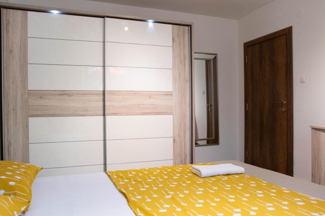 Campi D'Oro Lägenhet Kotor Exteriör bild